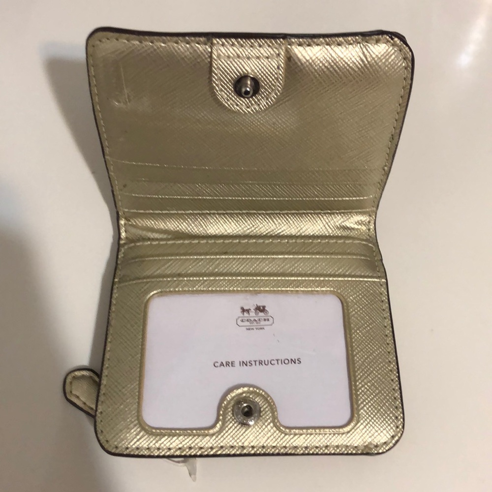 Wallet - Picture 2 of 3